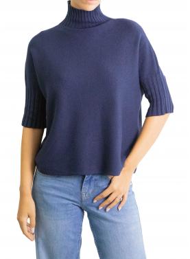 Maglioncino tinta unita collo alto manica 3/4 